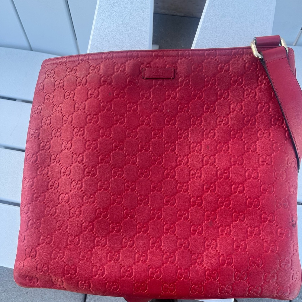 Gucci Red Embossed Leather Crossbody Bag - Picture 4 of 5